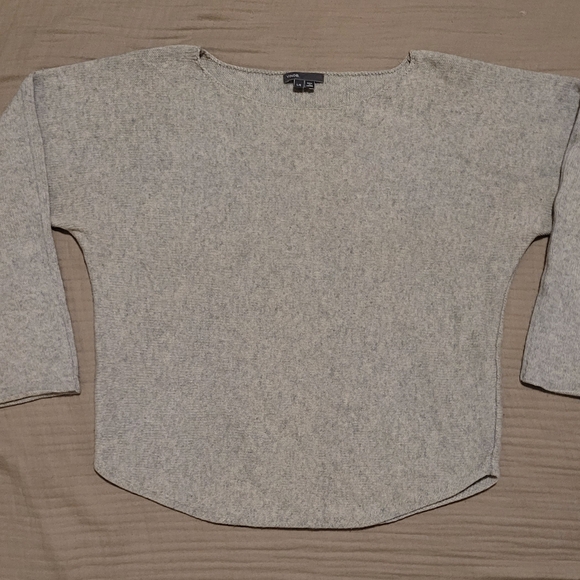 Vince. Light Soft Muted Heather Gray Wool and Cashmere Blend Sweater Size Large - Picture 3 of 10